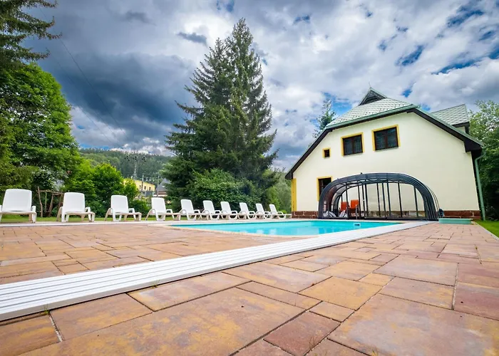 Rudolfuv Dvur Villa